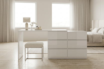 Gloss White light interior
