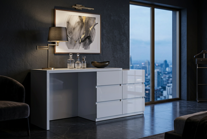 Gloss White moody setting